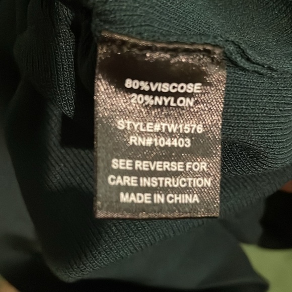 NWT The Workshop Hunter Green Ribbed Mock Neck Sweater - Picture 5 of 9